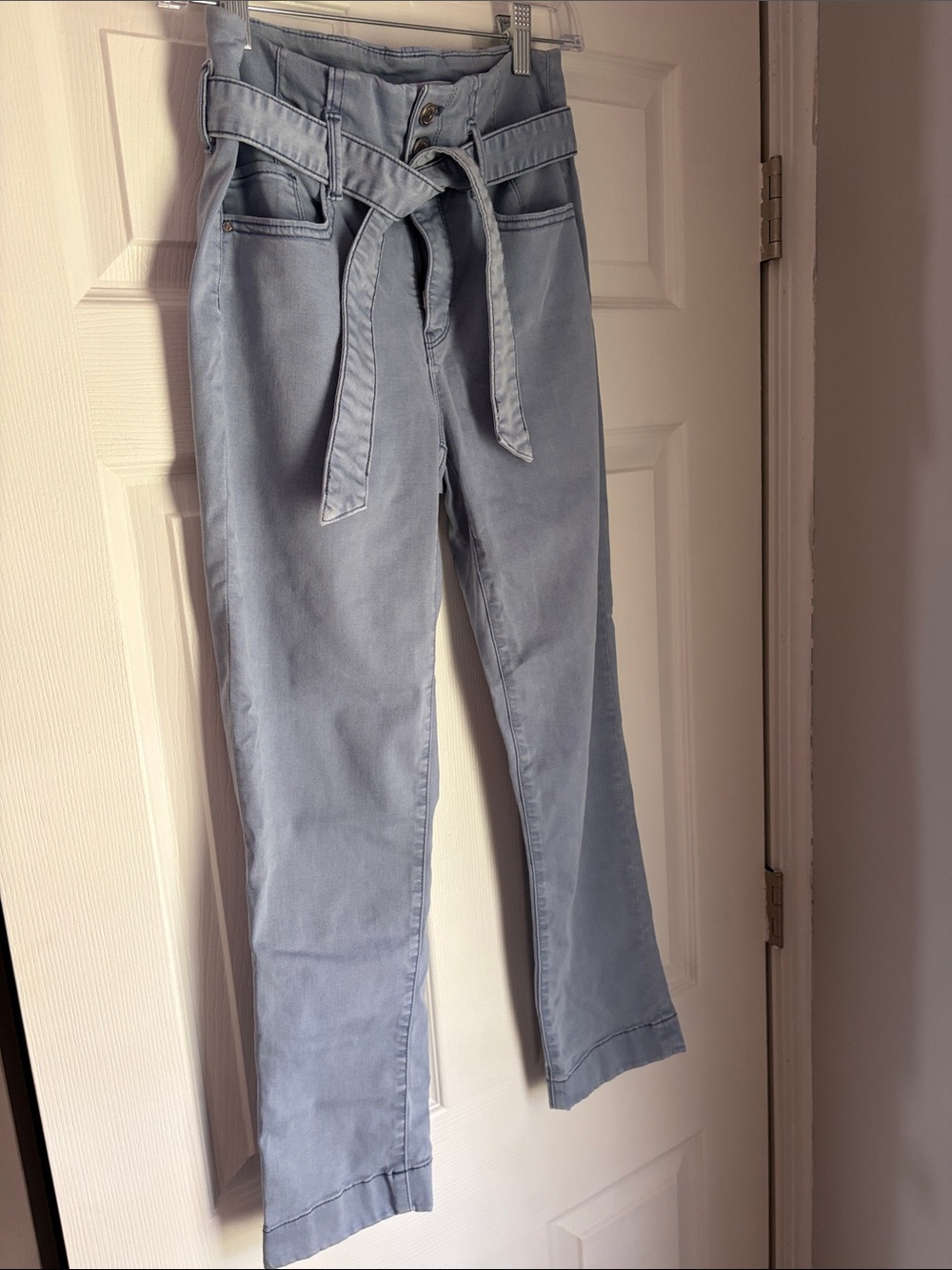 White House Black Market Light Blue Straight-Leg Paperbag Jeans with Tie Belt